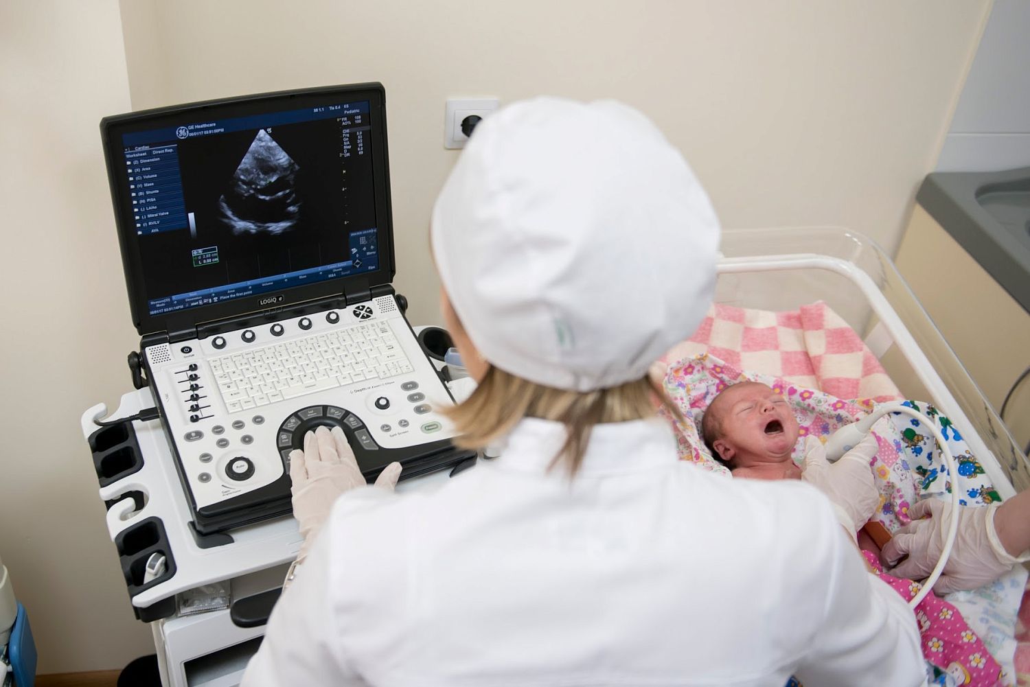 В перинатальных центрах Ростеха родилось 100 тысяч детей