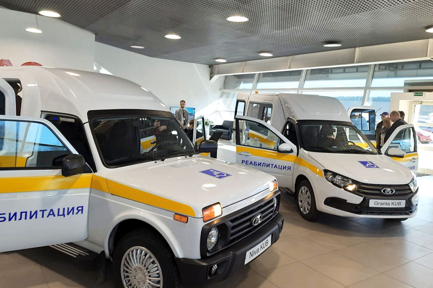 «Швабе» презентовал социальные автомобили в Минске