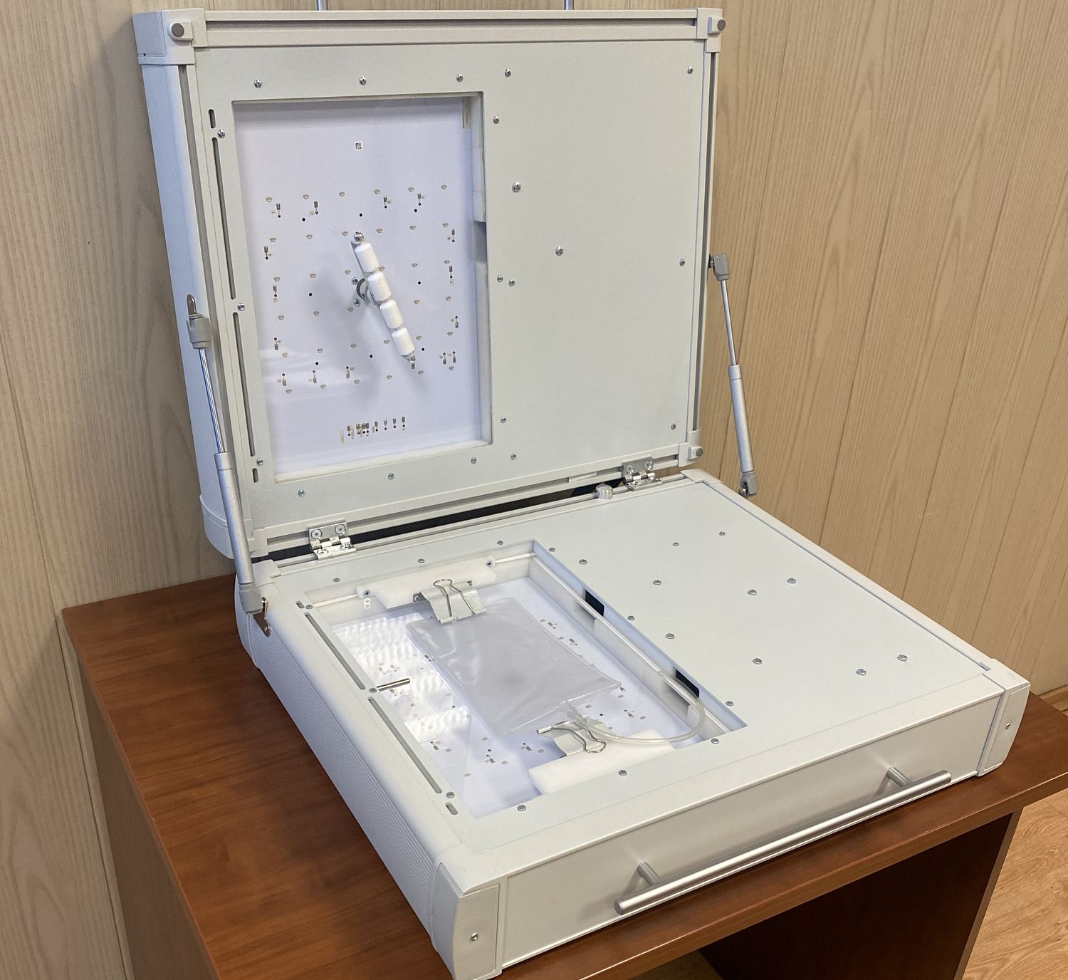 Rostec has Developed an Ultraviolet Irradiation Device for Autoimmune Disease Treatment