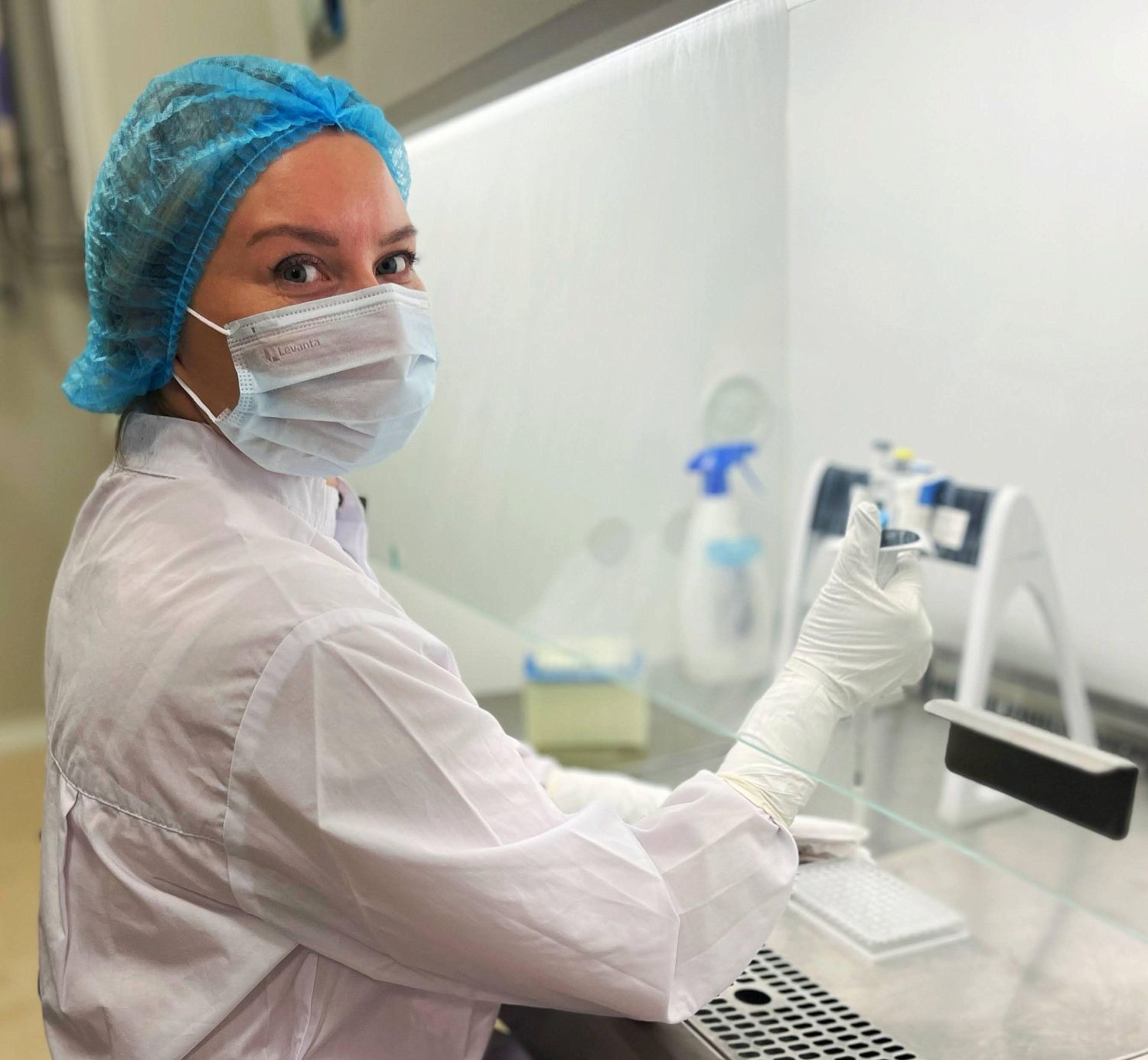 Профессии Ростеха: специалист по производству вакцин