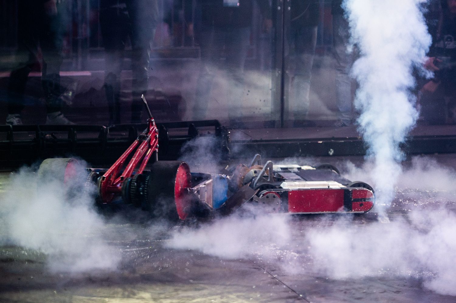 «Битва роботов»: соревнование машин и инженеров