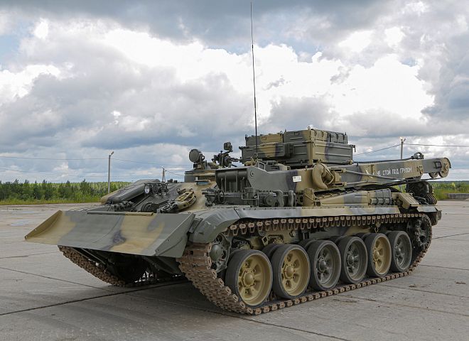 Бронированная ремонтно-эвакуационная машина БРЭМ-1М
