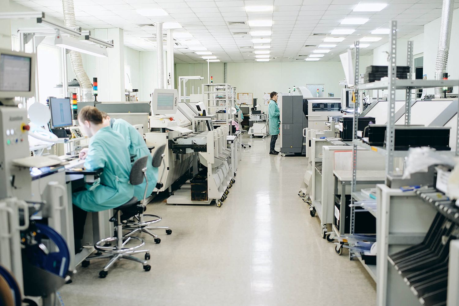 Лазерный «Полюс»: первые лучи