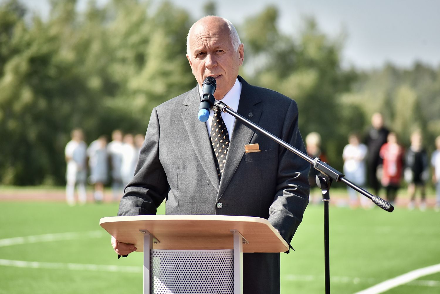 Сергей Чемезов принял участие в открытии детского спорткомплекса