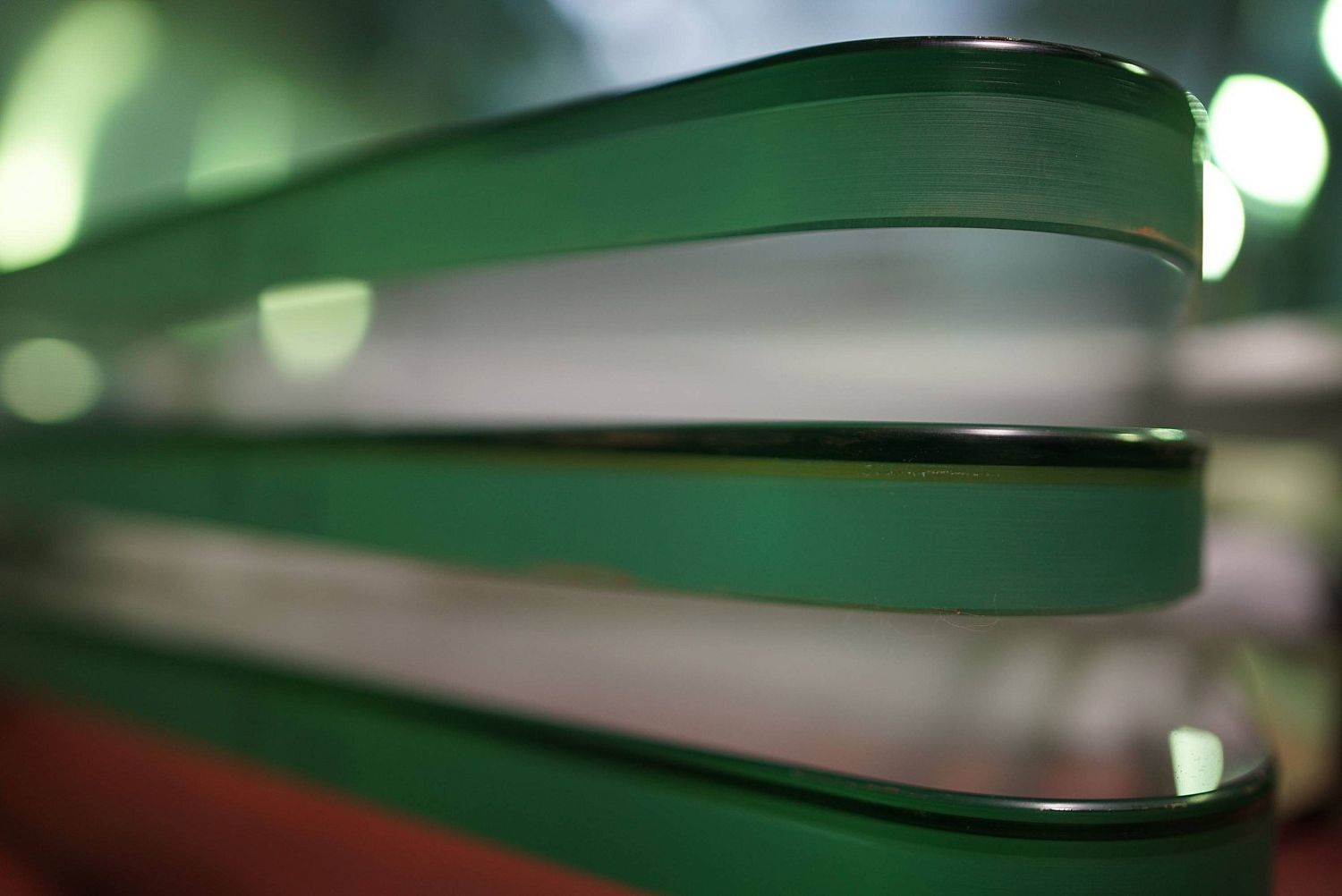 Ростех возродил производство материала для авиационного остекления