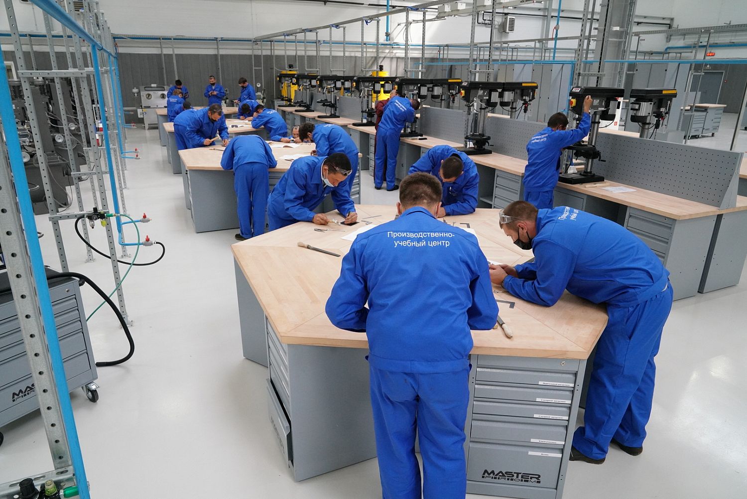 Производственно-учебный центр Ростеха готовит мультиспециалистов в двигателестроении